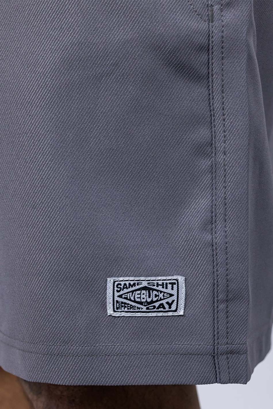 Detalhe do shorts Grass Pass
