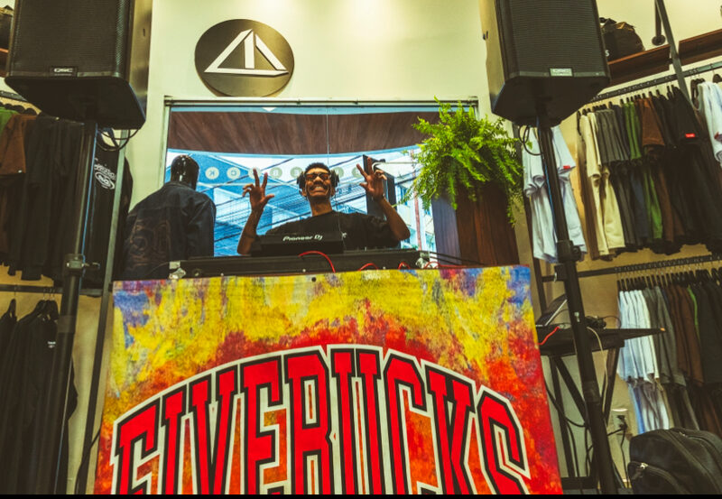 Festa de 15 anos da Fivebucks em Blumenau