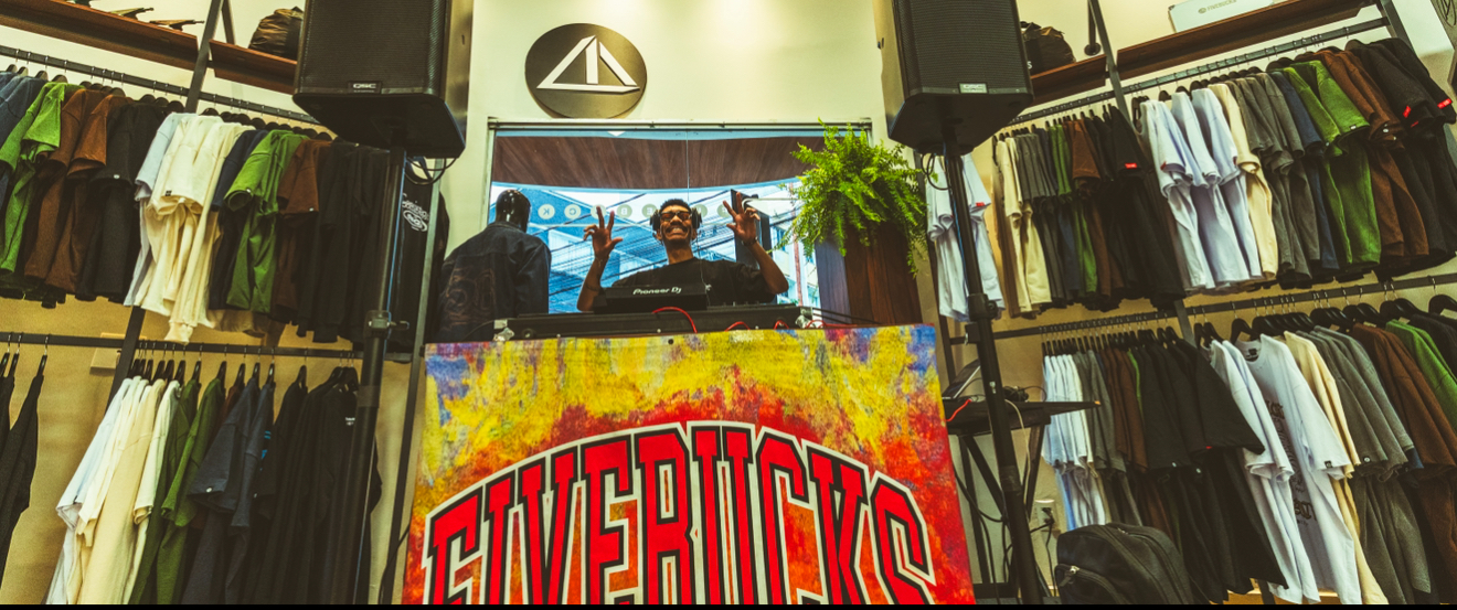 Festa de 15 anos da Fivebucks em Blumenau